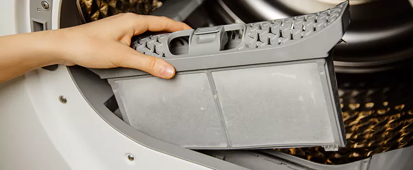 Signs Of A Clogged Dryer Lint Trap in Meridian, Mississippi